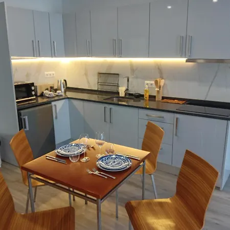 Апартаменты Living Caboqueira