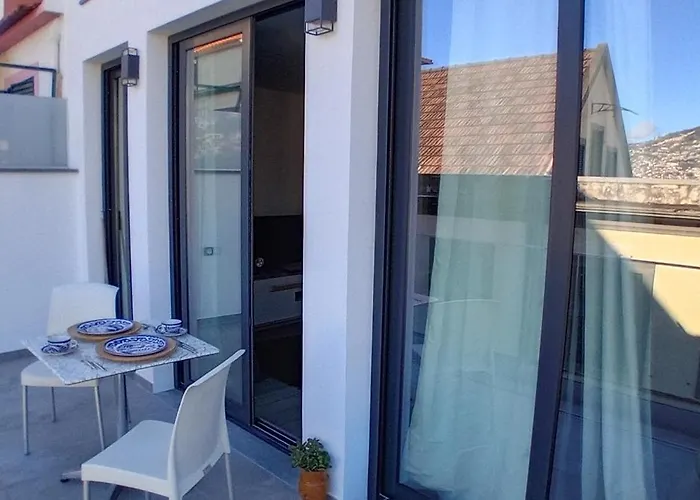 Living Caboqueira Daire Funchal